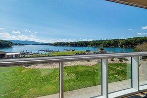 Beach + Pool Access: Smith Mountain Lake Getaway!