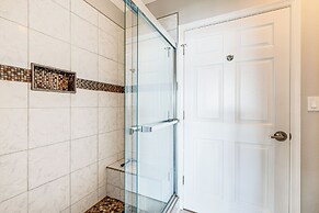 Beach + Pool Access: Smith Mountain Lake Getaway!