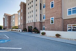 Beach + Pool Access: Smith Mountain Lake Getaway!