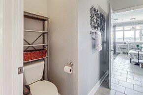 Beach + Pool Access: Smith Mountain Lake Getaway!