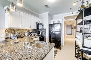 Beach + Pool Access: Smith Mountain Lake Getaway!