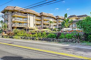 < 1 Mi to Magic Sands Beach: Condo w/ Pool Access!