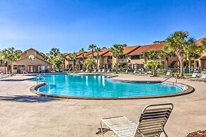 Resort-style PCB Townhome: Beach Access & Pools!