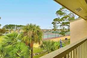 Resort-style PCB Townhome: Beach Access & Pools!