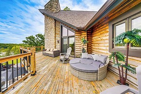 Ottawa Cabin: Hot Tub, Wraparound Deck, Games