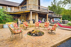 Ottawa Cabin: Hot Tub, Wraparound Deck, Games