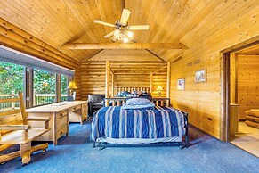 Ottawa Cabin: Hot Tub, Wraparound Deck, Games