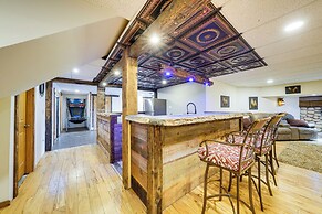 Ottawa Cabin: Hot Tub, Wraparound Deck, Games
