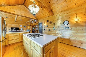 Ottawa Cabin: Hot Tub, Wraparound Deck, Games