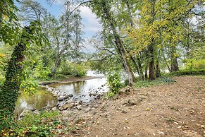 < 3 Mi to UO Campus: Pet-friendly Springfield Home