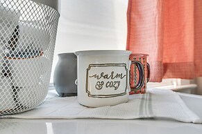 3 Mi to Downtown Covington: Cozy Getaway w/ Porch!