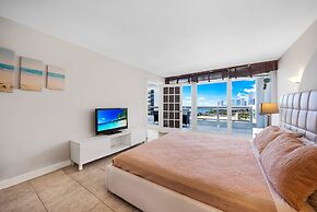 Breeze off the Bay in Miami