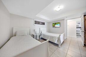 Breeze off the Bay in Miami