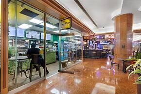 Poolside Oasis Retreat