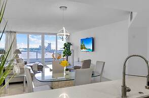 The Grand Wonder Biscayne