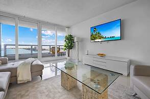 The Grand Wonder Biscayne