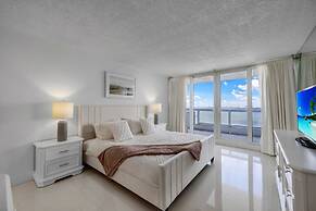 The Grand Wonder Biscayne