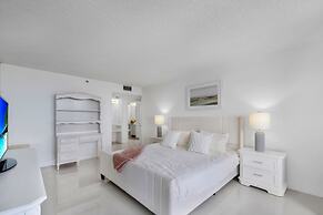 The Grand Wonder Biscayne