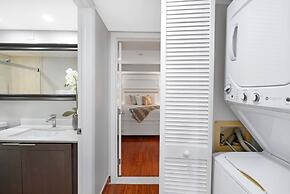 Tropical Bliss With Pool Hot Tub