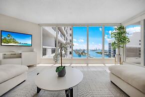 Relaxing Getaway With Pool and Bay Vista