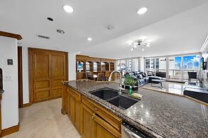 Seaside Serenity With Pool and Balcony