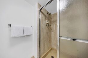 Edgy and Unique Condo on the Bay