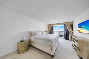 Edgy and Unique Condo on the Bay