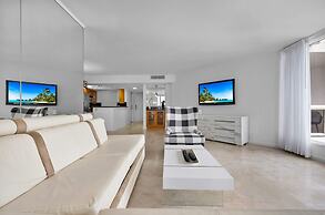 Serene Two-bedroom Oasis