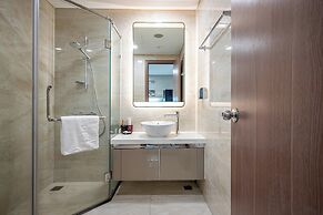 Somi Luxstay Landmark 81