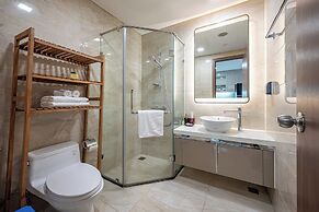 Somi Luxstay Landmark 81