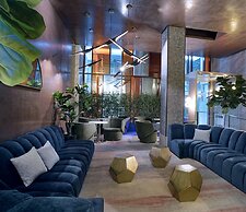 One Dutch Hotel