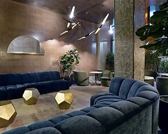 One Dutch Hotel