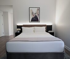 One Dutch Hotel
