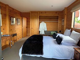 Birds Ferry Lodge