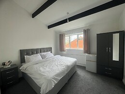 Homestays - Modern House Near Coventry City Centre