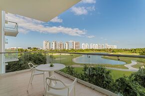 EHDEN Vacation Suites Puerto Cancún