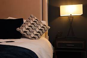 Stylish Urban Escape Near Nec, Airport, Hs2