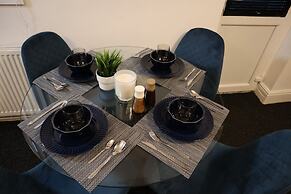 Stylish Urban Escape Near Nec, Airport, Hs2