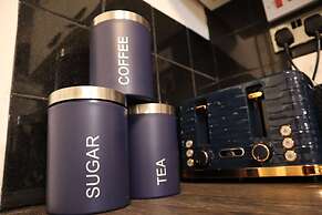 Stylish Urban Escape Near Nec, Airport, Hs2