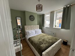 Grace House - Spacious 3 Bedroom Retreat