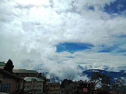 Hidden Monkey Stays Darjeeling, Railway Station