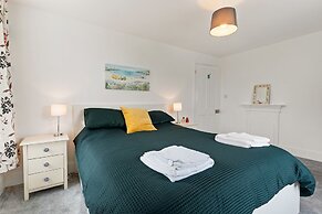 Delightful Family Getaway Cornwall