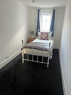 Cozy Gogarstone Cottage in Newbridge
