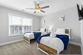 Sapphire Oasis A Luxurious Townhouse Retreat Near Nashville Ft Campbel