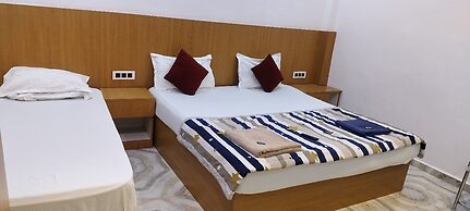 Goroomgo Mateshwari Palace Ayodhya