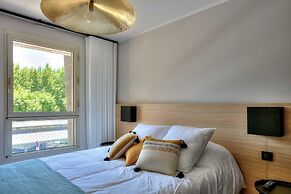 Luxury Flat With Balcony - 2br/6p - Cannes