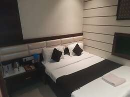 Goroomgo The Lotus Kalka