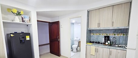 ESTUDIO CON VISTA AL LAGO BY PARCEROS G