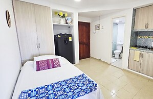 ESTUDIO CON VISTA AL LAGO BY PARCEROS G