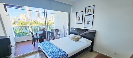 ESTUDIO CON VISTA AL LAGO BY PARCEROS G